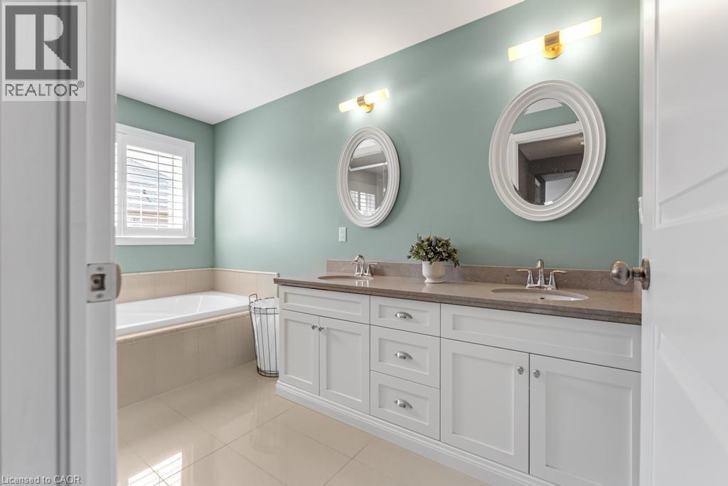 236 Mother's Street, Hamilton, Ontario  L9B 0E1 - Photo 23 - 40779111