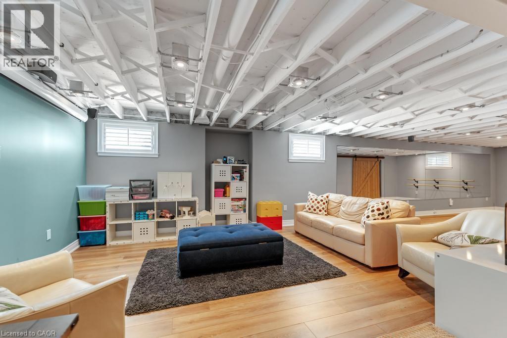 236 Mother's Street, Hamilton, Ontario  L9B 0E1 - Photo 32 - 40779111