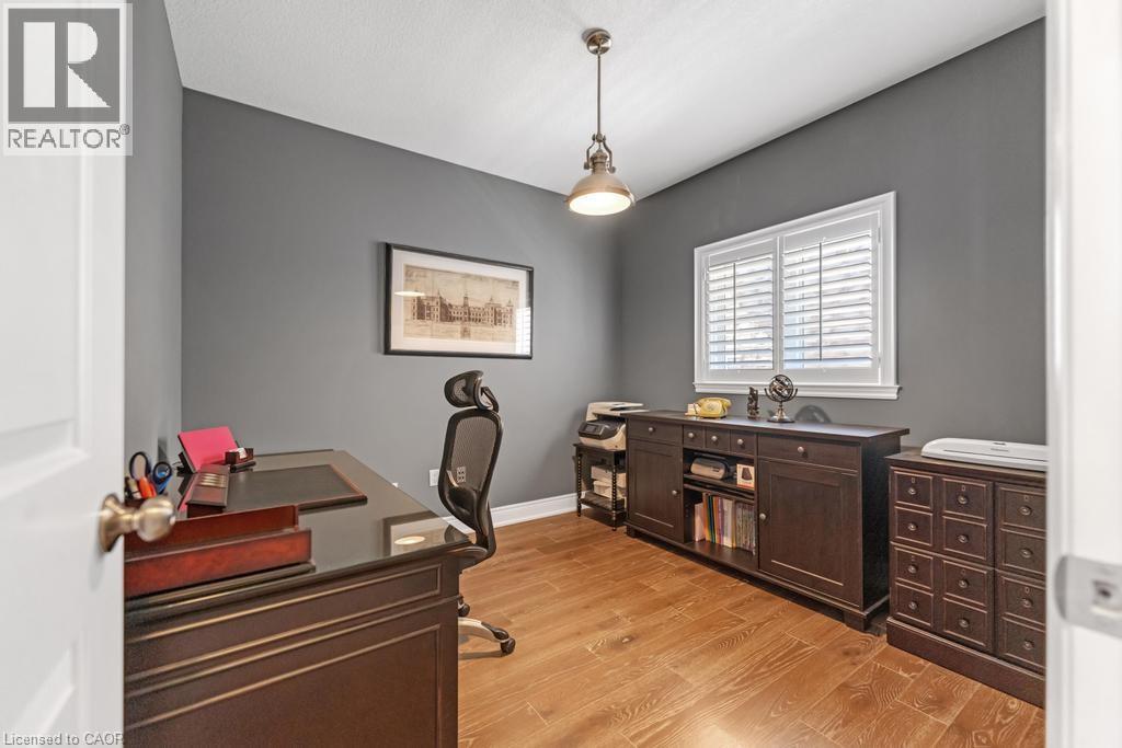 236 Mother's Street, Hamilton, Ontario  L9B 0E1 - Photo 20 - 40779111