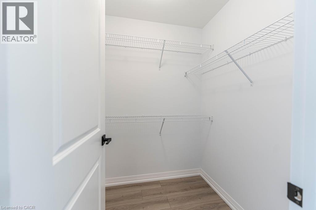 120 Springvalley Crescent Unit# 406, Hamilton, Ontario  L9C 0E4 - Photo 11 - 40789343