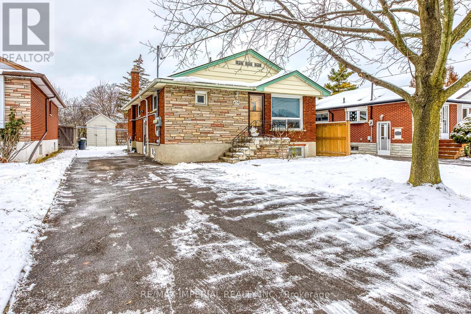 MAIN - 456 EAST 13TH STREET, Hamilton, Ontario