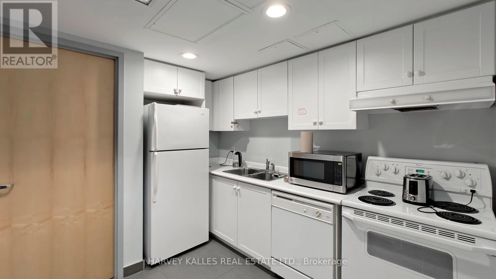 902 - 43 Eglinton Avenue, Toronto, Ontario  M4P 1A5 - Photo 43 - C12597008