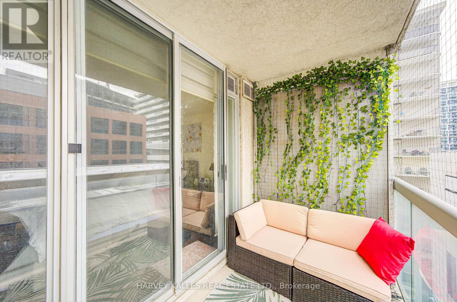 902 - 43 Eglinton Avenue, Toronto, Ontario  M4P 1A5 - Photo 37 - C12597008