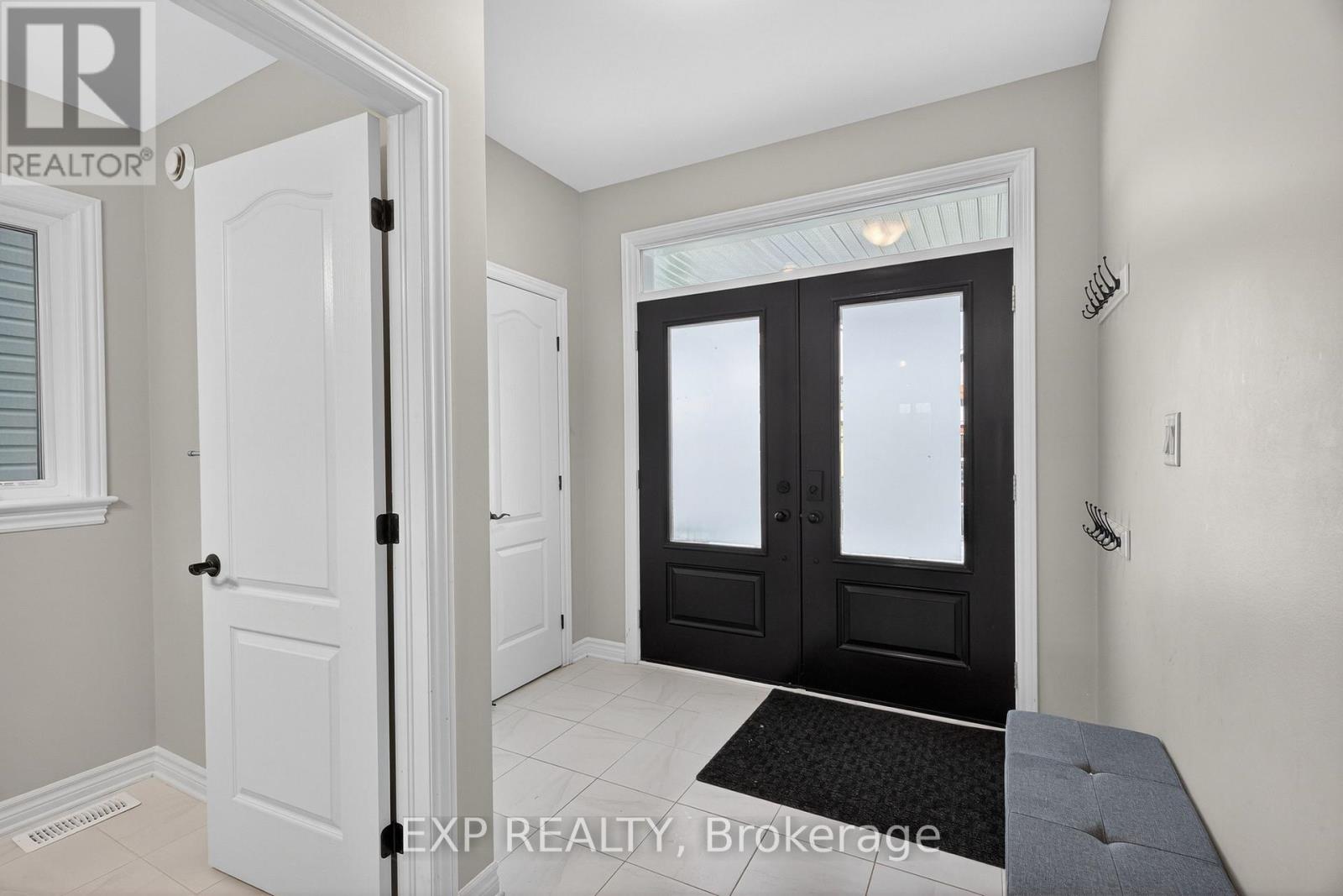 1375 Monarch Drive, Kingston, Ontario  K7P 0S2 - Photo 3 - X12600340