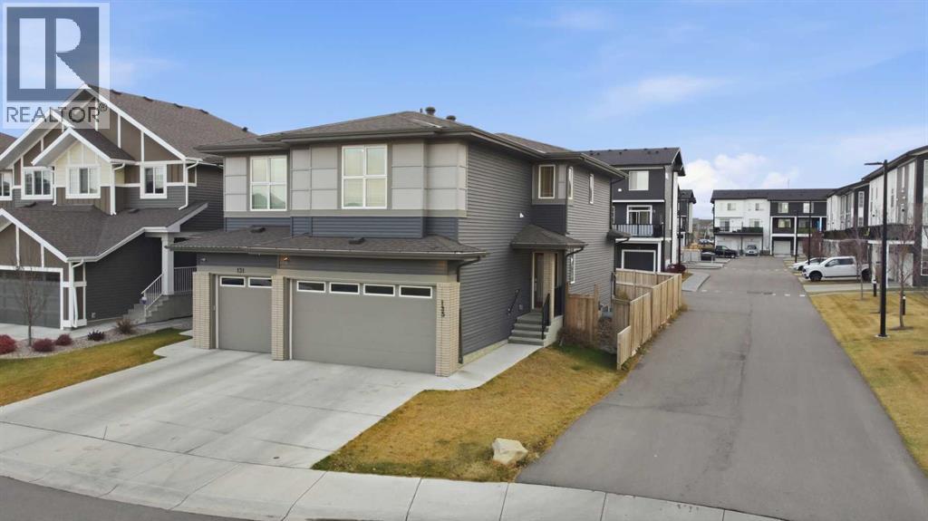 135 Walcrest Way SE, Calgary, Alberta