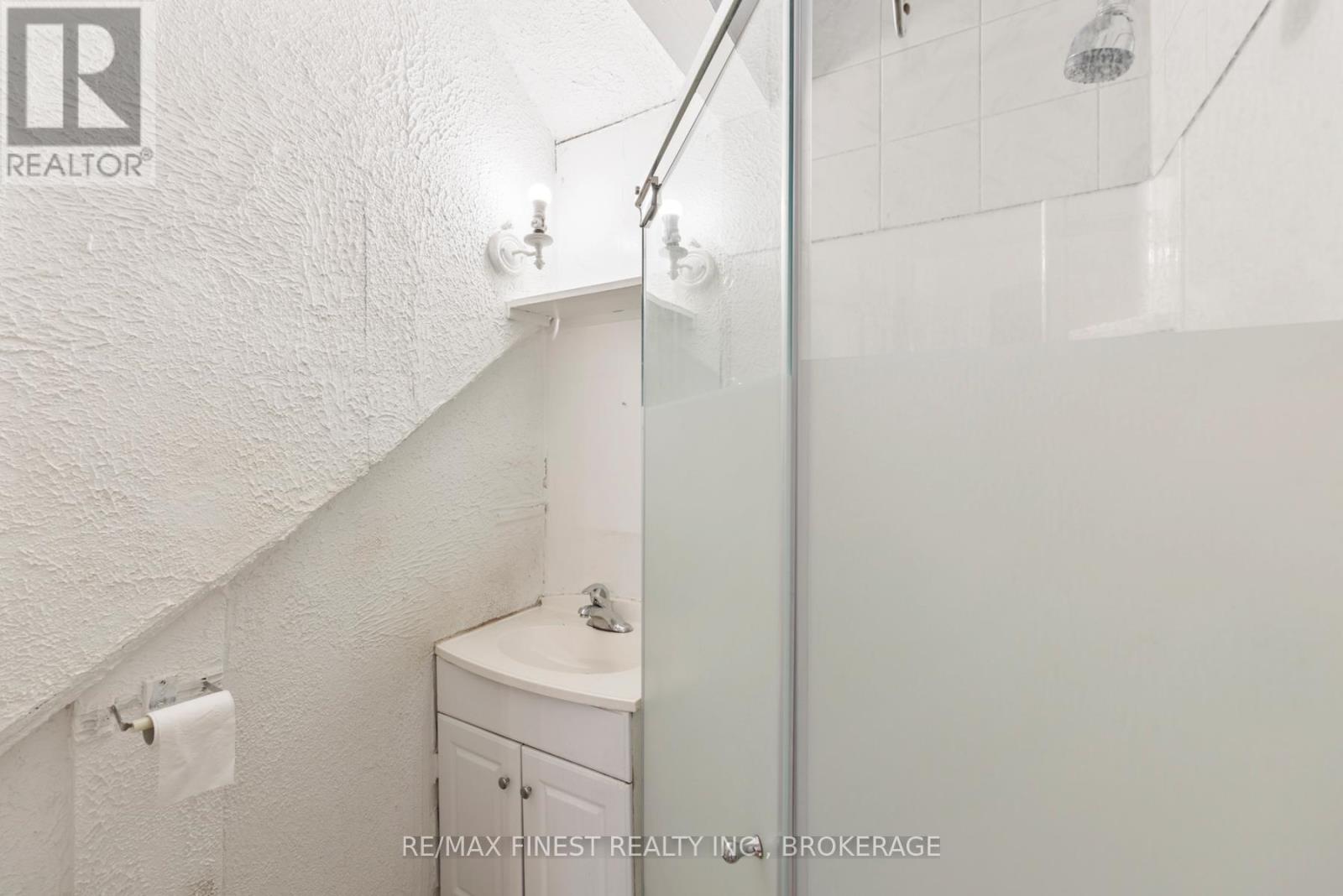 71 Rideau Street, Kingston, Ontario  K7K 2Z8 - Photo 11 - X12600398