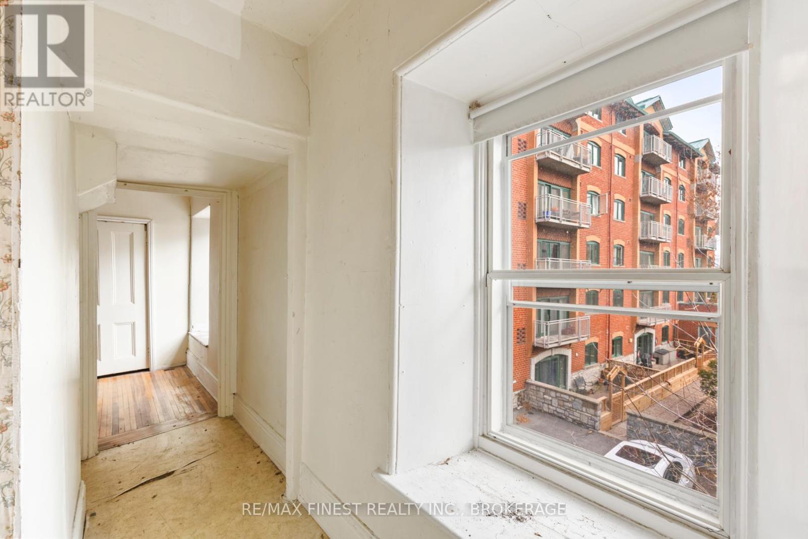 71 Rideau Street, Kingston, Ontario  K7K 2Z8 - Photo 15 - X12600398