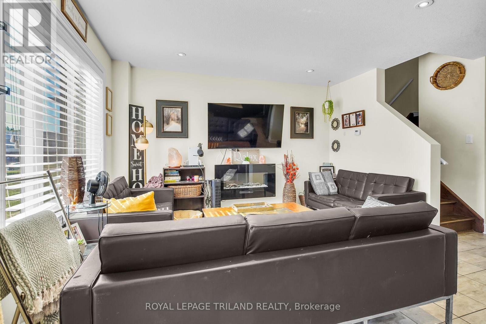 1310 Michael Circle, London East, Ontario  N5V 0B8 - Photo 12 - X12600350