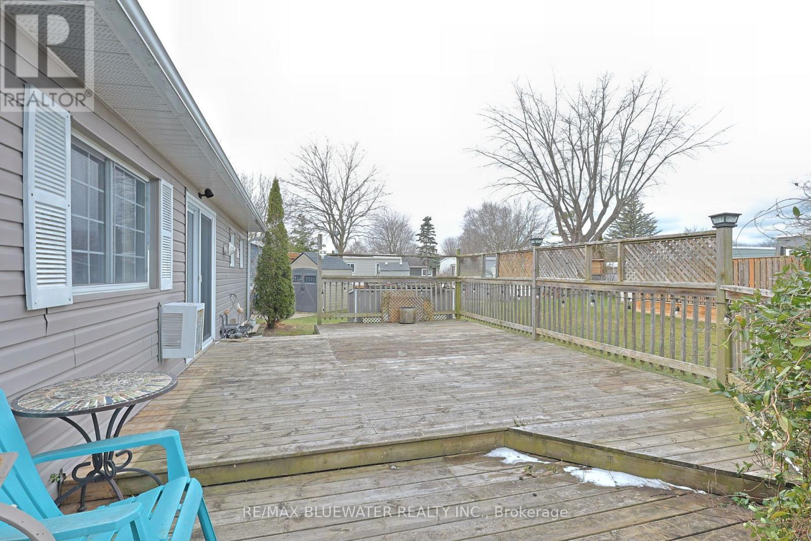 39 St Andrews Place, South Huron, Ontario  N0M 1T0 - Photo 28 - X12600374