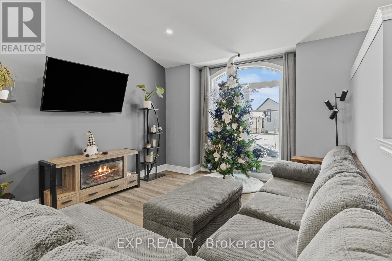 2756 Arrowsmith Court, Fort Erie, Ontario  L0S 1S0 - Photo 9 - X12600346