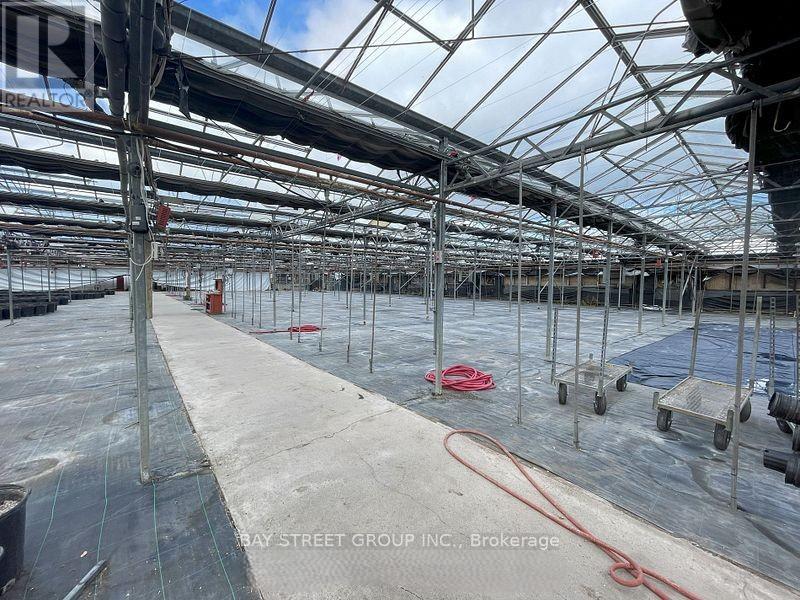 4390 South Service Road, Lincoln, Ontario  L0R 1B1 - Photo 8 - X12600378