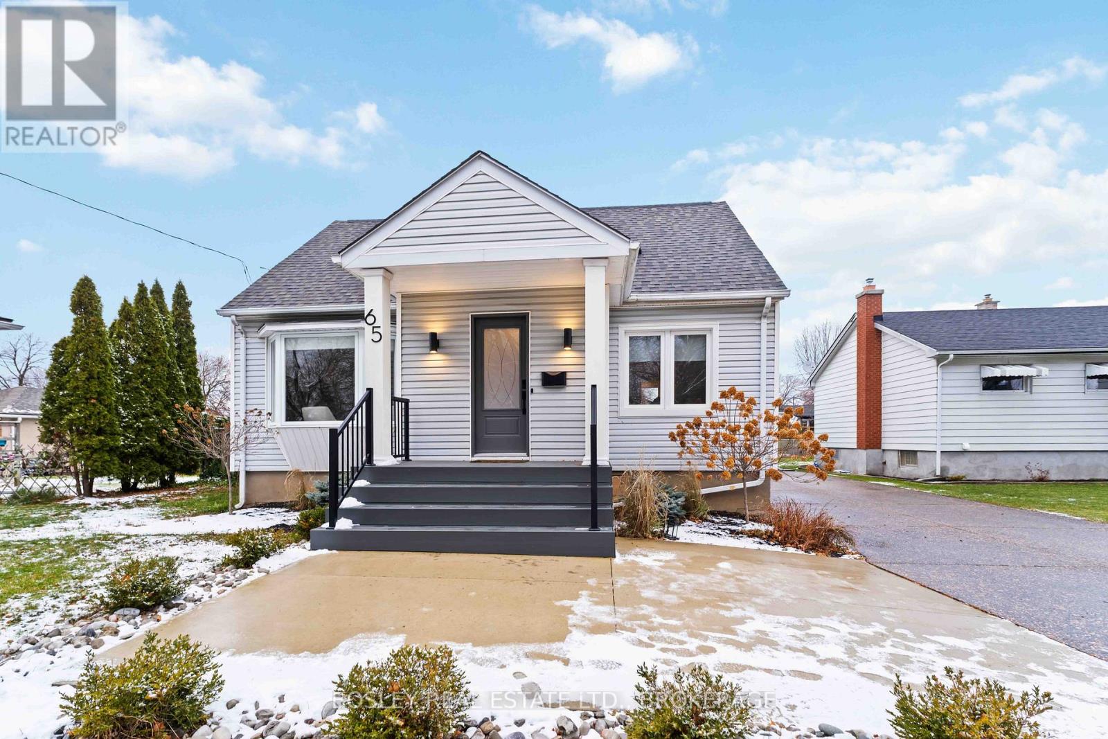 65 Glen Park Road, St. Catharines, Ontario  L2N 3E5 - Photo 2 - X12600400