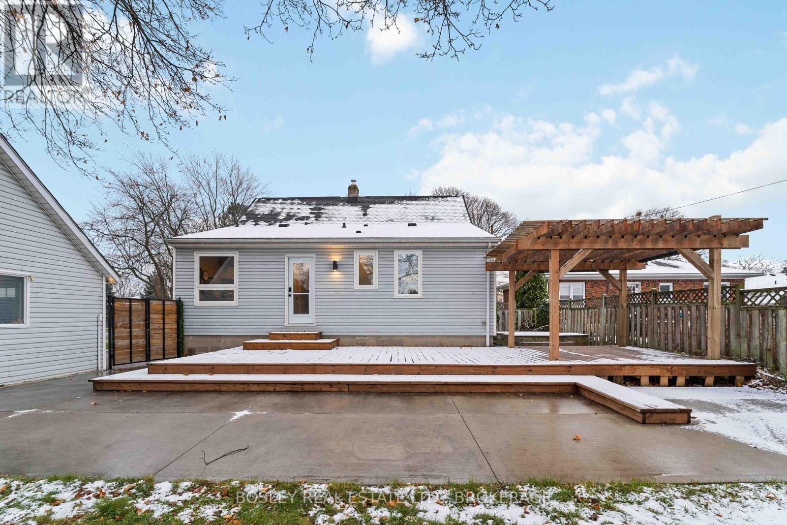 65 Glen Park Road, St. Catharines, Ontario  L2N 3E5 - Photo 36 - X12600400