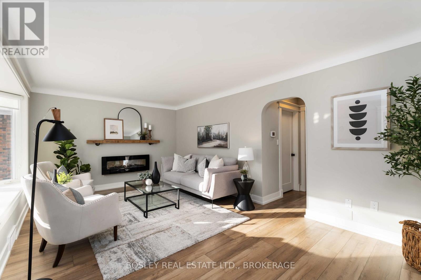 65 Glen Park Road, St. Catharines, Ontario  L2N 3E5 - Photo 4 - X12600400