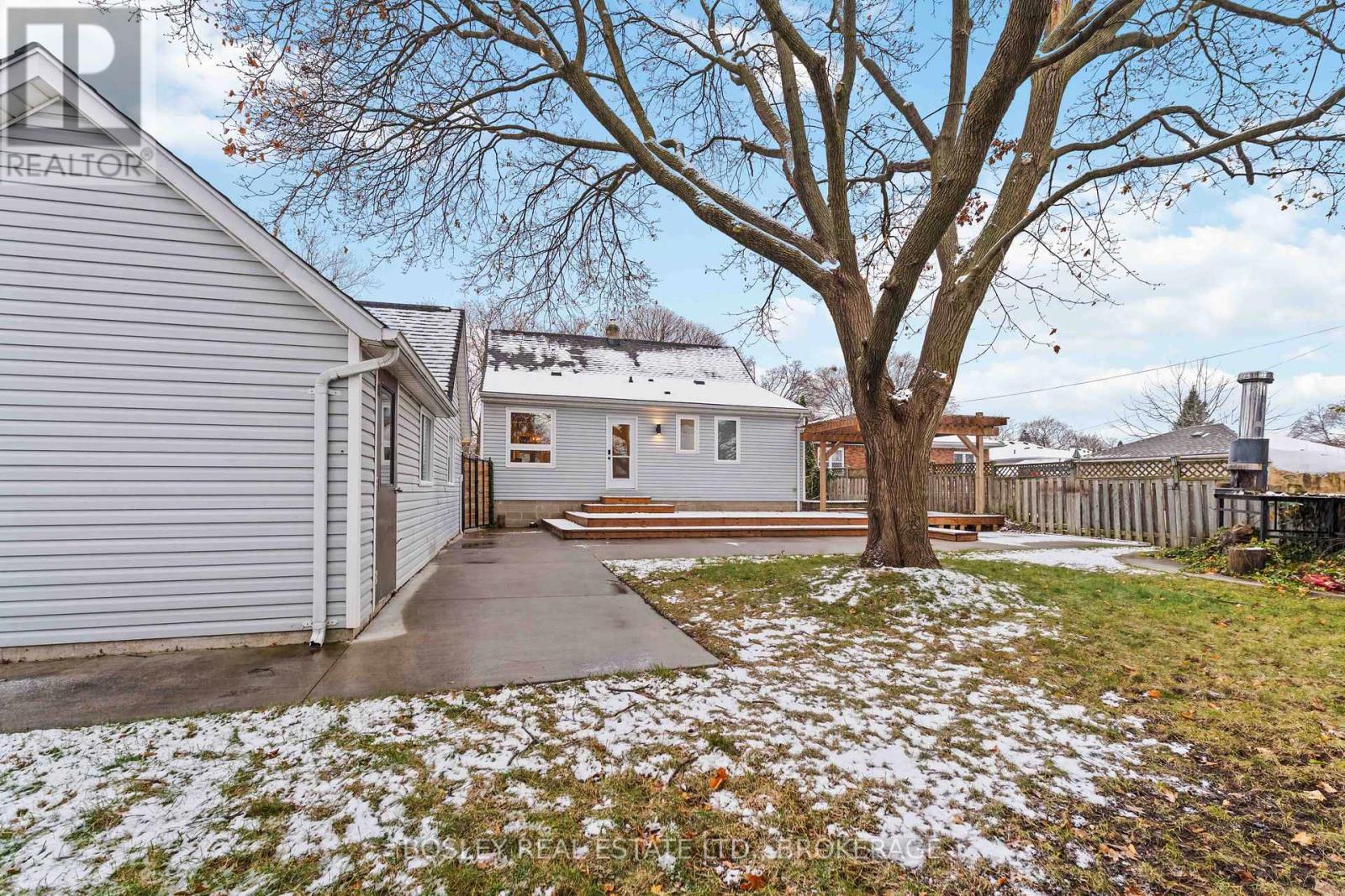 65 Glen Park Road, St. Catharines, Ontario  L2N 3E5 - Photo 41 - X12600400