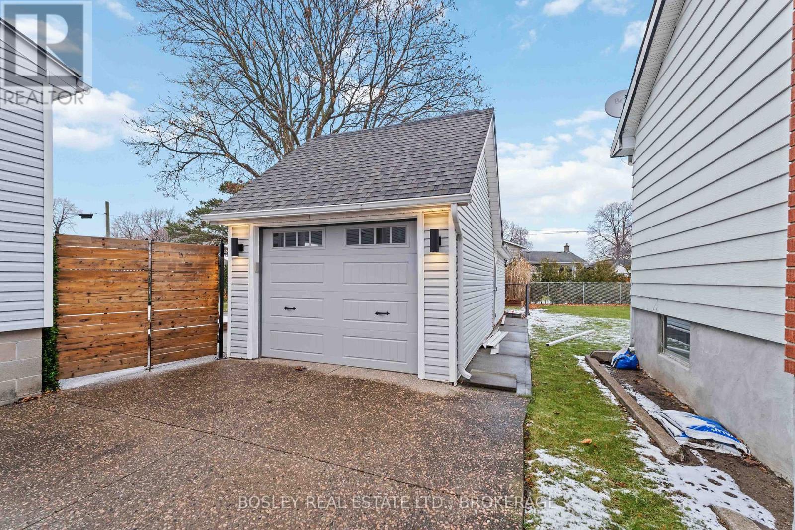 65 Glen Park Road, St. Catharines, Ontario  L2N 3E5 - Photo 44 - X12600400