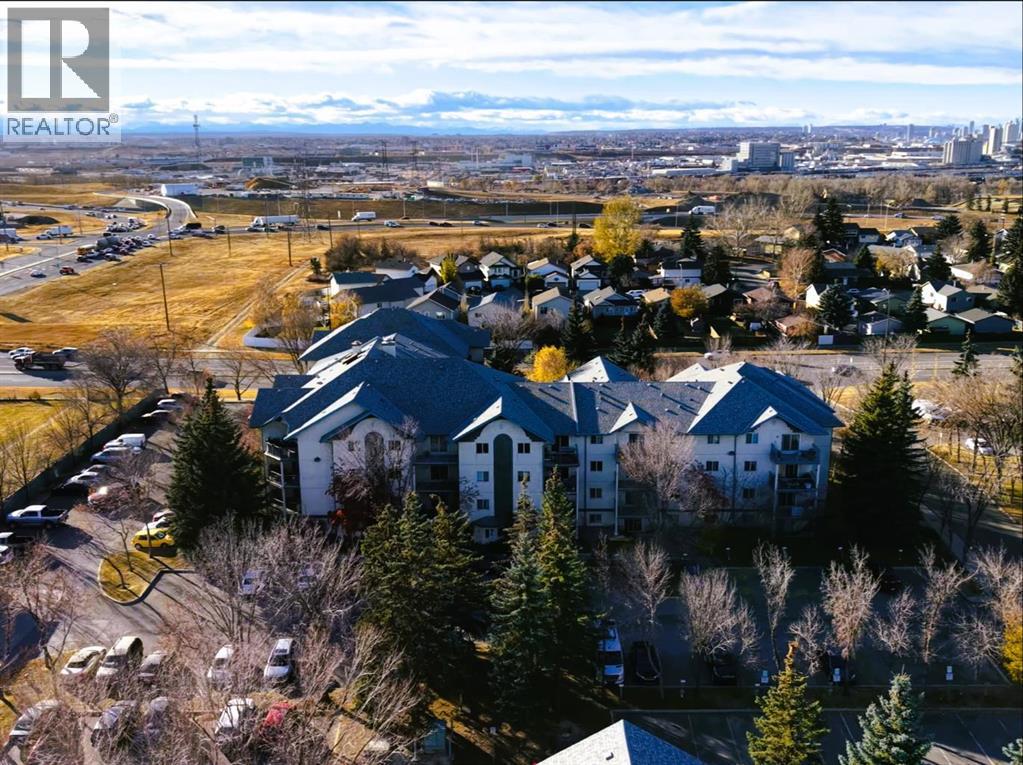 116, 11 Dover Point Se, Calgary, Alberta  T2B 3J8 - Photo 2 - A2268436