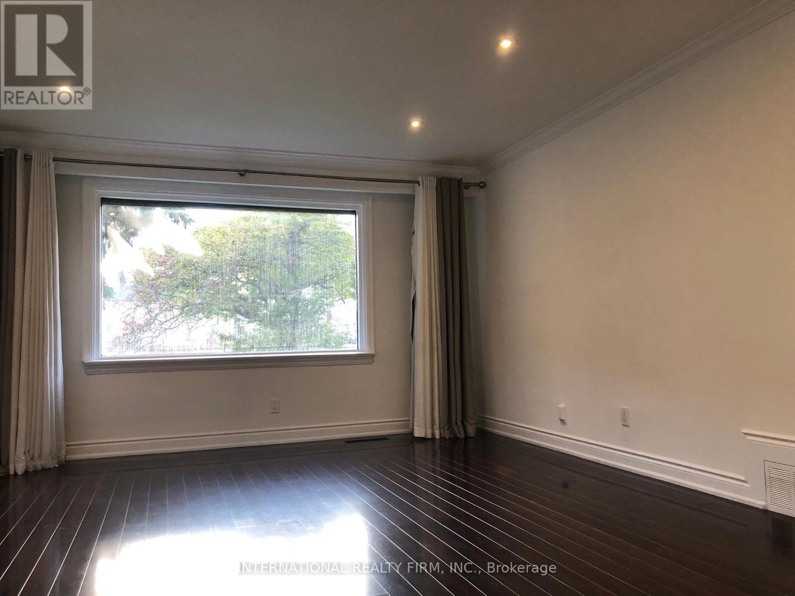 55 Kenton Drive, Toronto (Newtonbrook West), Ontario  M2R 2H9 - Photo 3 - C12600352