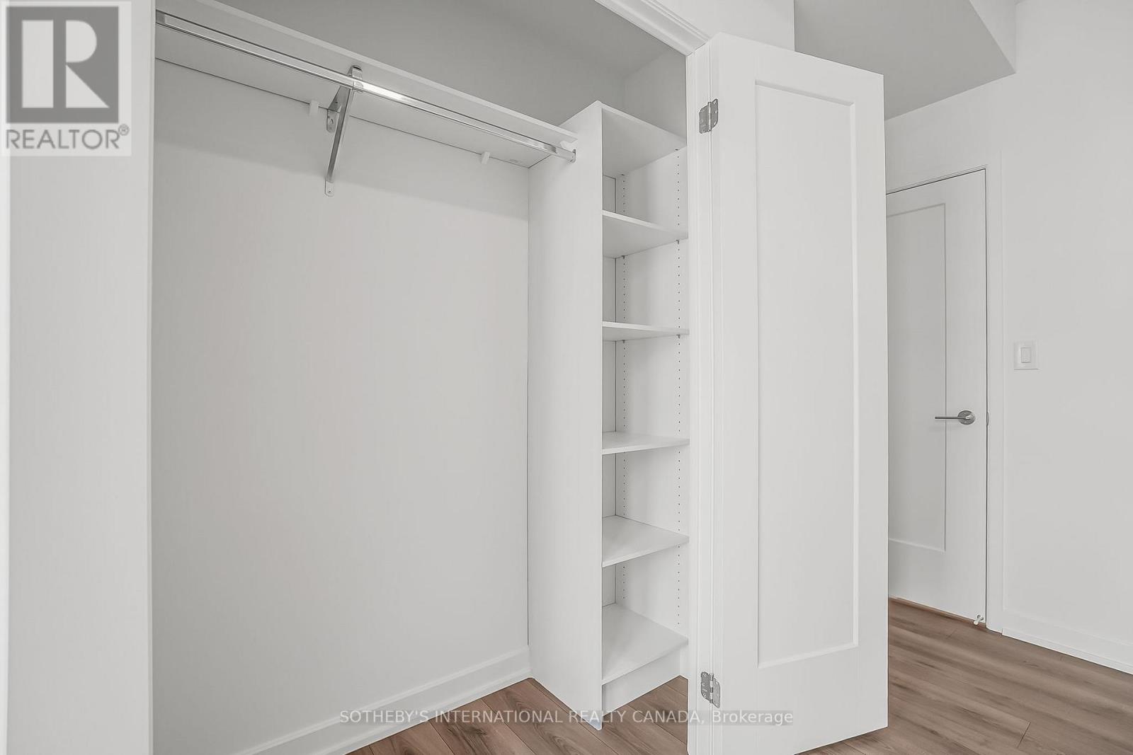 704 - 88 Bathurst Street, Toronto, Ontario  M5V 0W8 - Photo 16 - C12600364