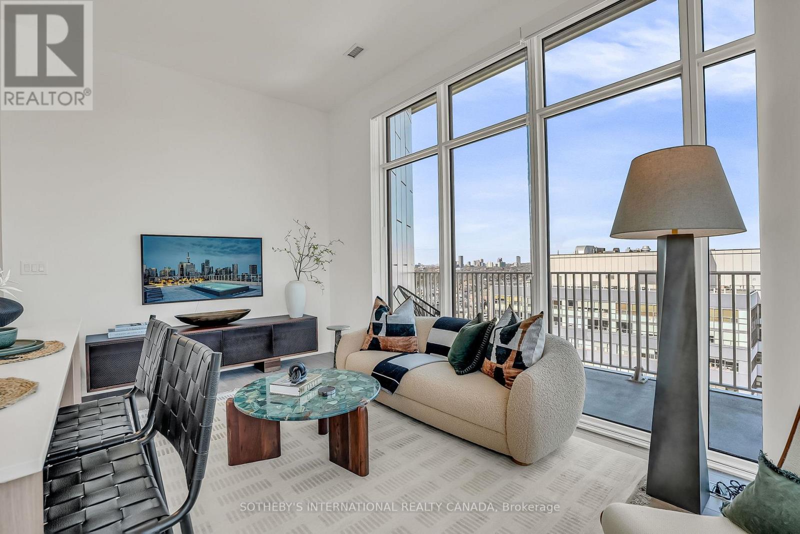 1404 - 88 Bathurst Street, Toronto (Niagara), Ontario  M5V 0W8 - Photo 10 - C12600368