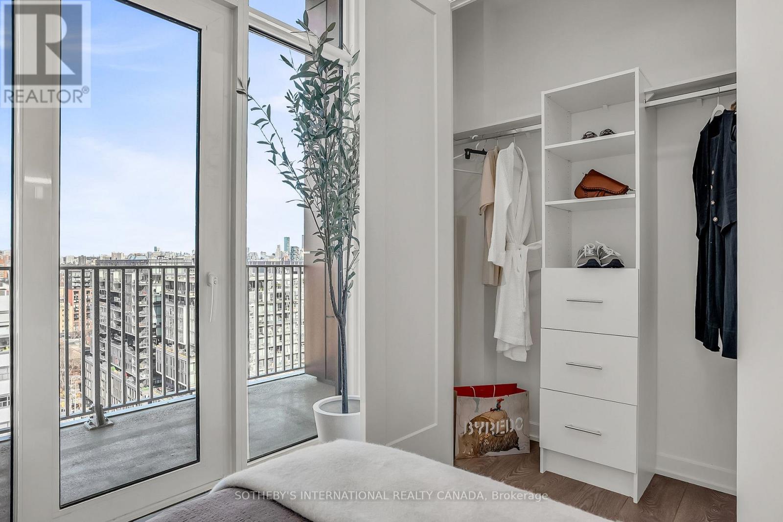 1404 - 88 Bathurst Street, Toronto (Niagara), Ontario  M5V 0W8 - Photo 17 - C12600368