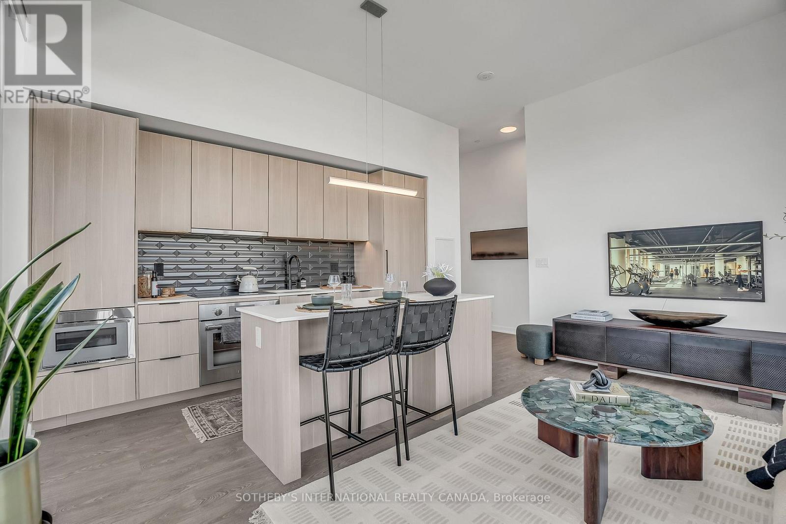 1404 - 88 Bathurst Street, Toronto (Niagara), Ontario  M5V 0W8 - Photo 2 - C12600368