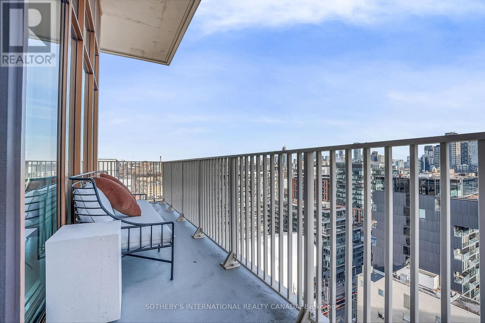 1404 - 88 Bathurst Street, Toronto (Niagara), Ontario  M5V 0W8 - Photo 25 - C12600368