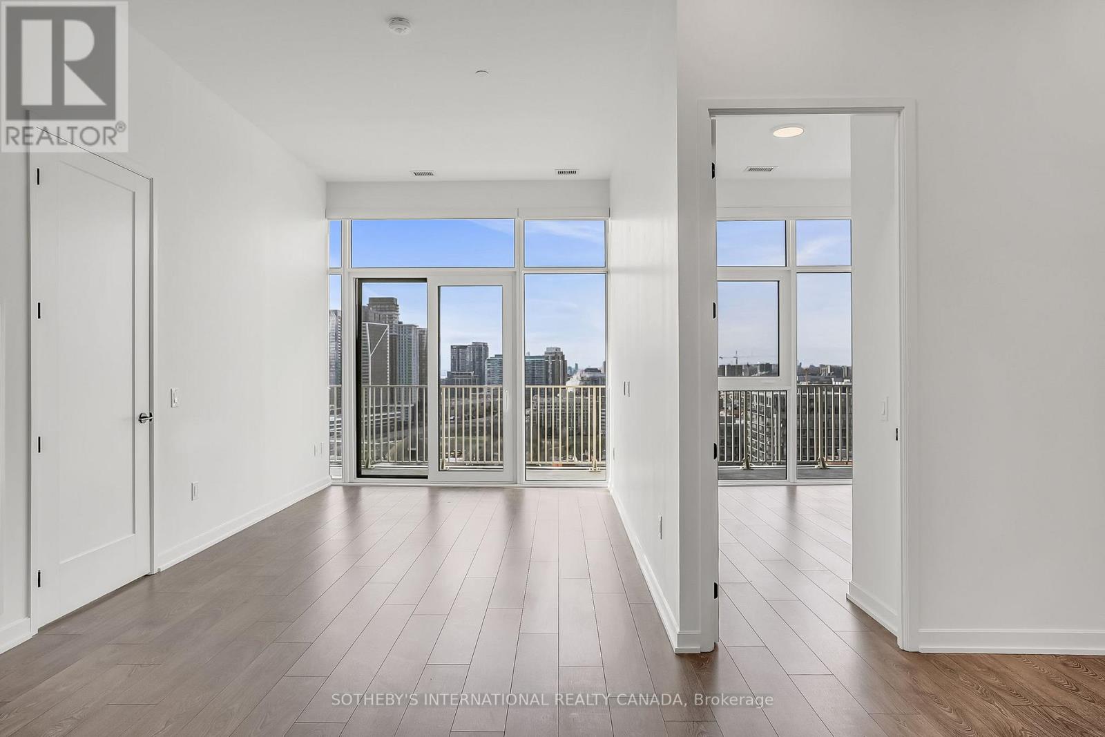 Ph17 - 88 Bathurst Street, Toronto, Ontario  M5V 0W8 - Photo 7 - C12600372