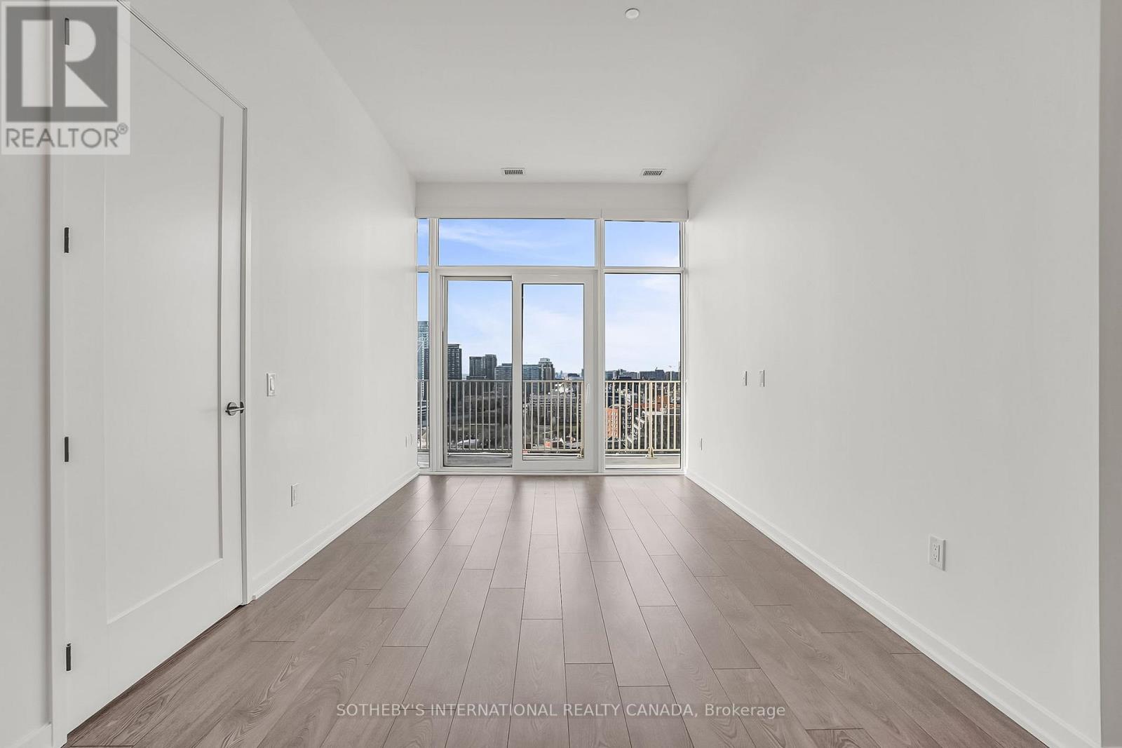 Ph17 - 88 Bathurst Street, Toronto, Ontario  M5V 0W8 - Photo 8 - C12600372