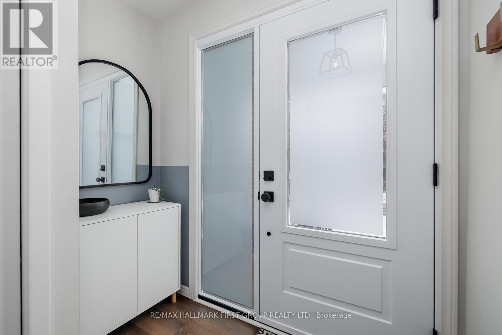 12 Lambs Lane, Clarington, Ontario  L1C 3G1 - Photo 6 - E12600362