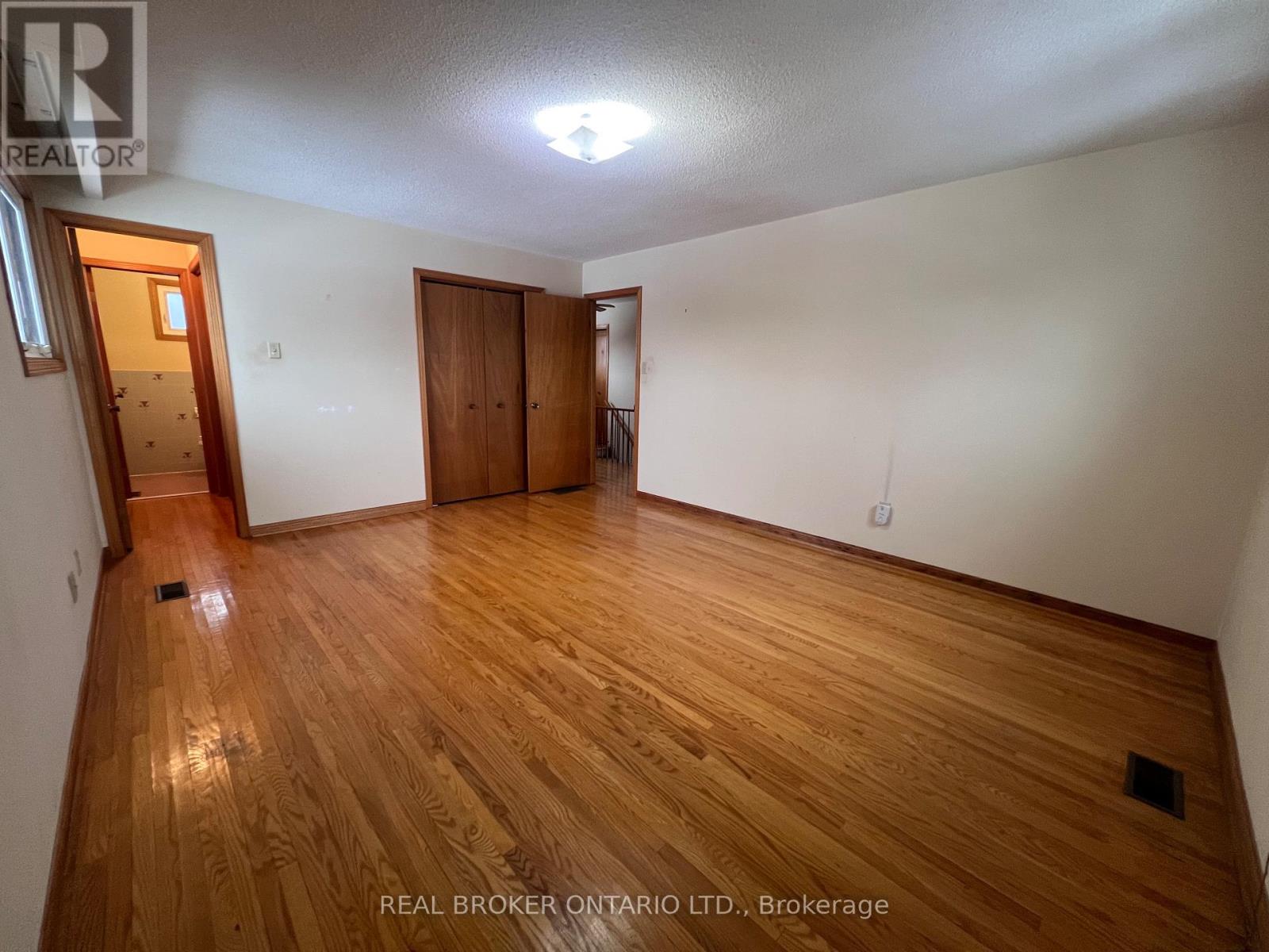 41 Cleethorpes Boulevard, Toronto, Ontario  M1S 2S7 - Photo 18 - E12600380