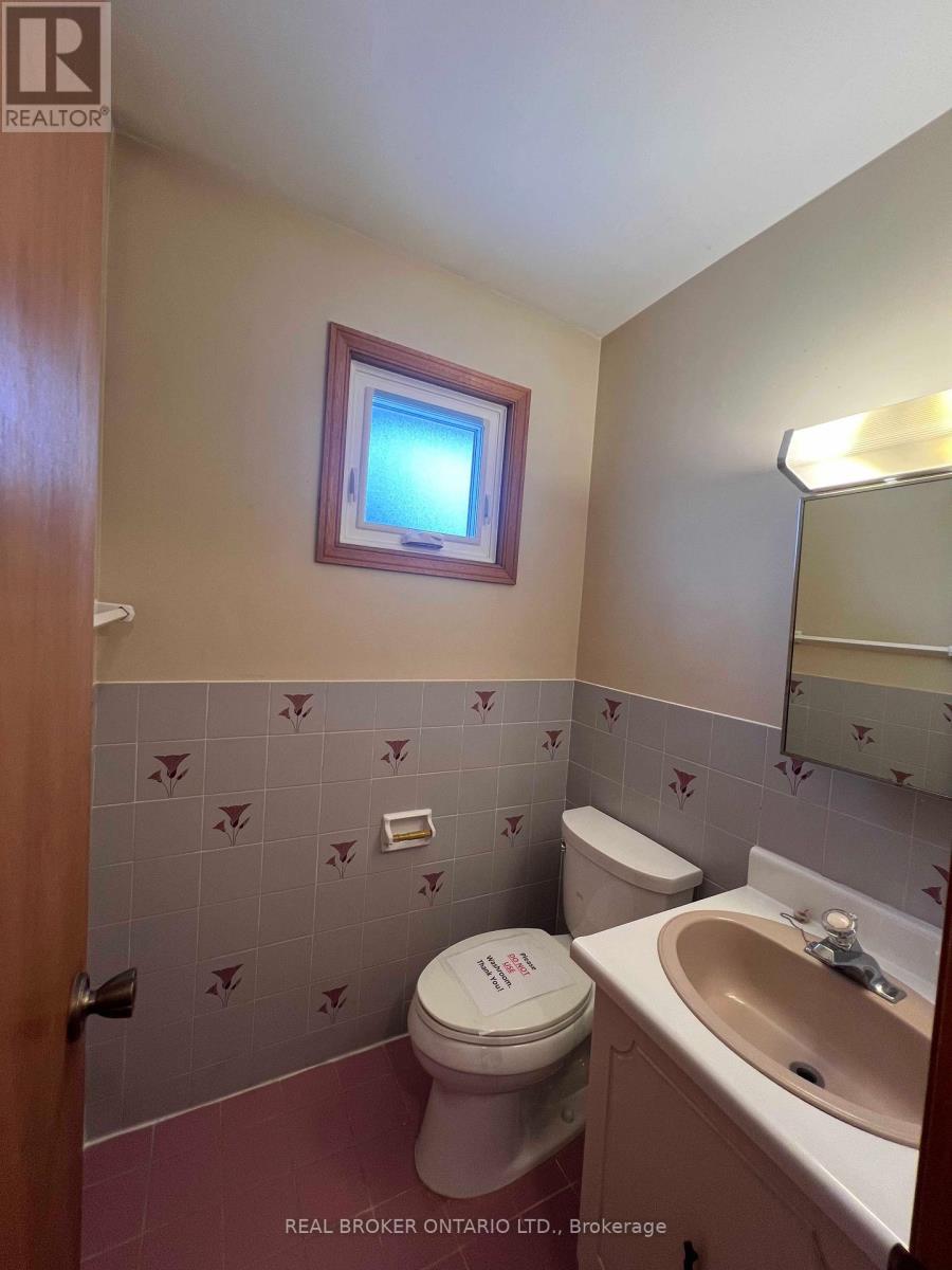 41 Cleethorpes Boulevard, Toronto, Ontario  M1S 2S7 - Photo 20 - E12600380