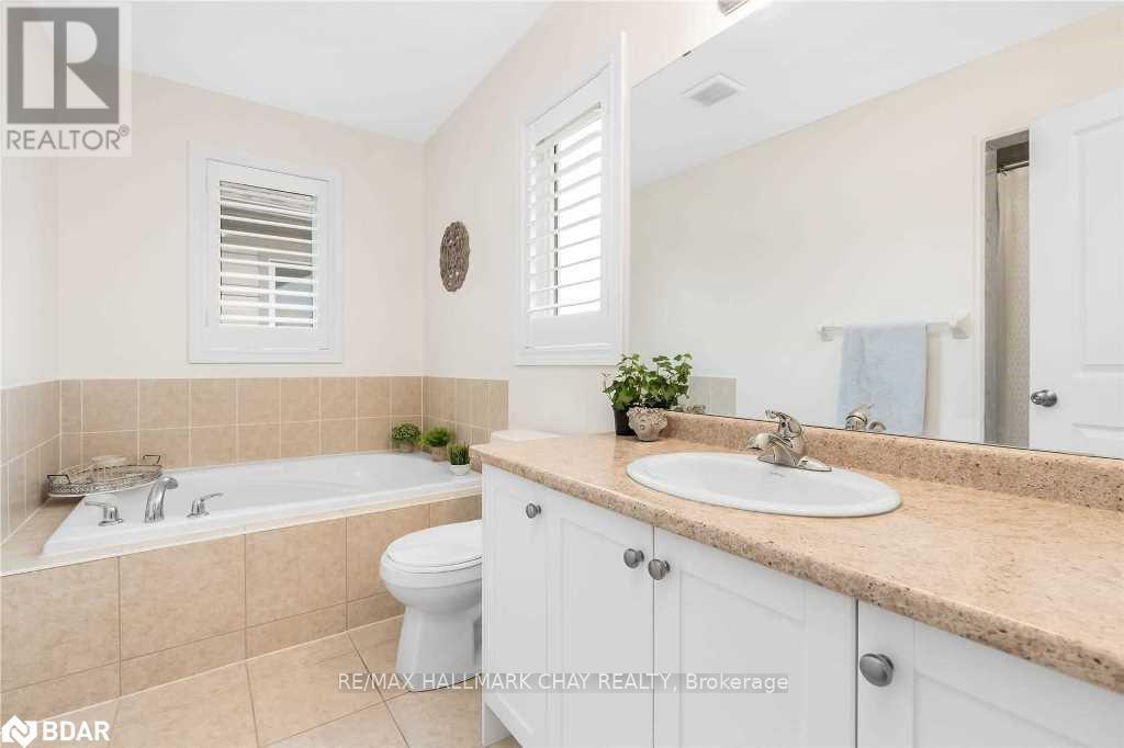 214 Isabella Drive, Orillia, Ontario  L3V 8K7 - Photo 14 - S12600332