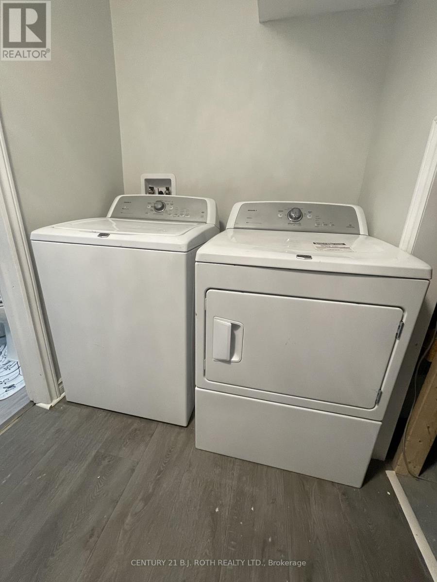 8 Daphne Crescent, Barrie, Ontario  L4M 2Y8 - Photo 13 - S12600376