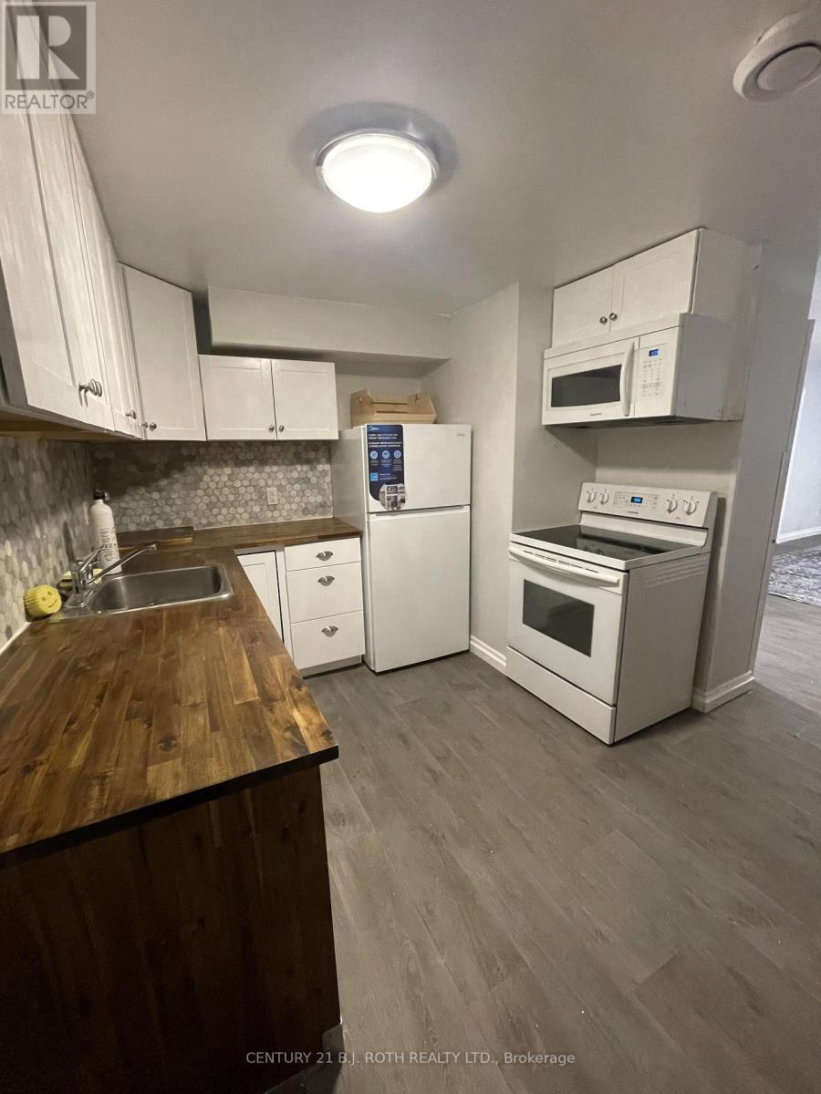 8 Daphne Crescent, Barrie, Ontario  L4M 2Y8 - Photo 6 - S12600376