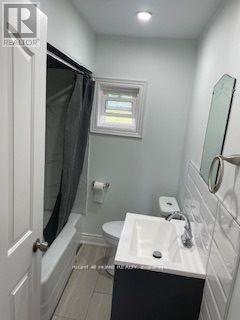 8162 Highway 12 Road W, Oro-Medonte, Ontario  L3V 6H2 - Photo 9 - S12600402