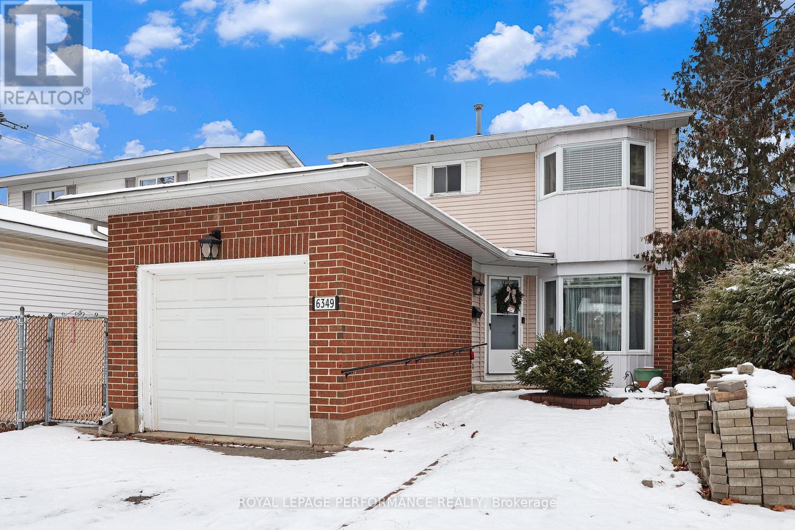 6349 St Louis Drive, Ottawa, Ontario  K1C 2X9 - Photo 1 - X12559720