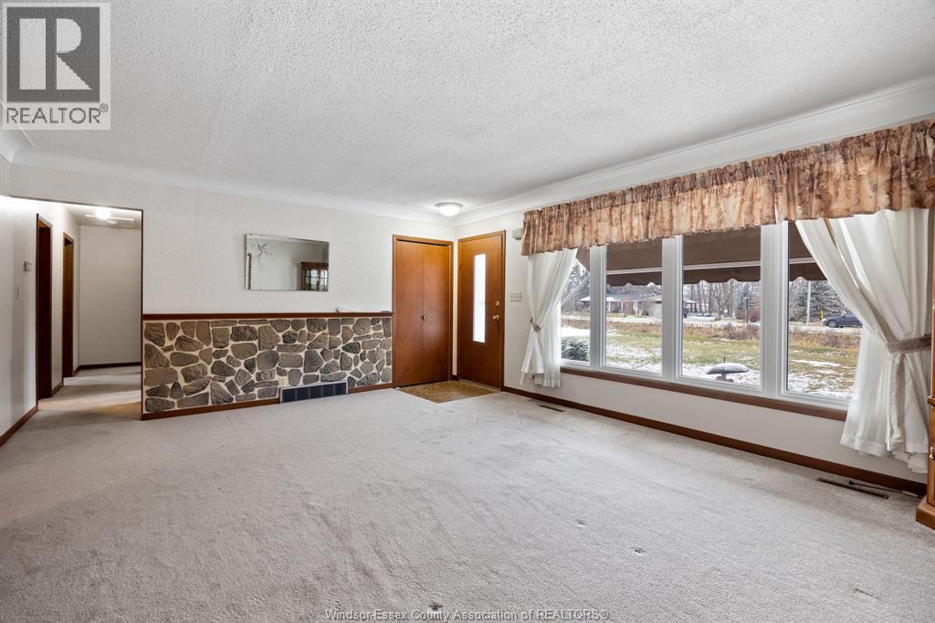 90 County Rd 29 (Division Rd), Kingsville, Ontario  N0R 1B0 - Photo 6 - 25031144