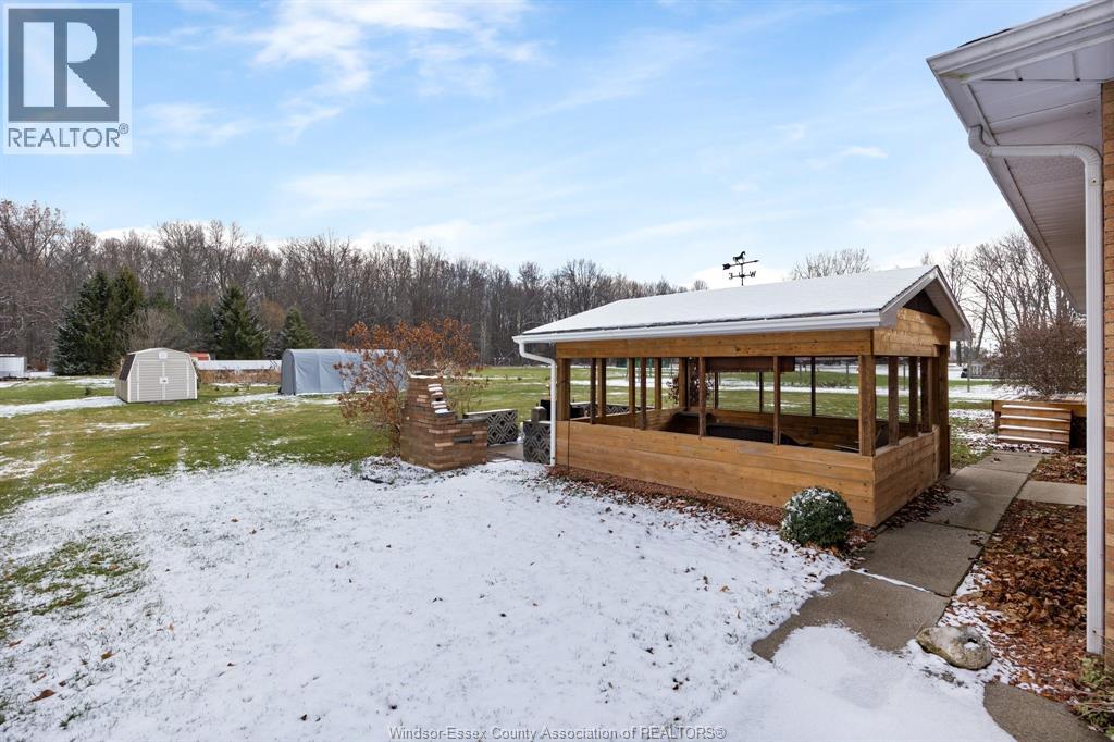 90 County Rd 29 (Division Rd), Kingsville, Ontario  N0R 1B0 - Photo 21 - 25031144