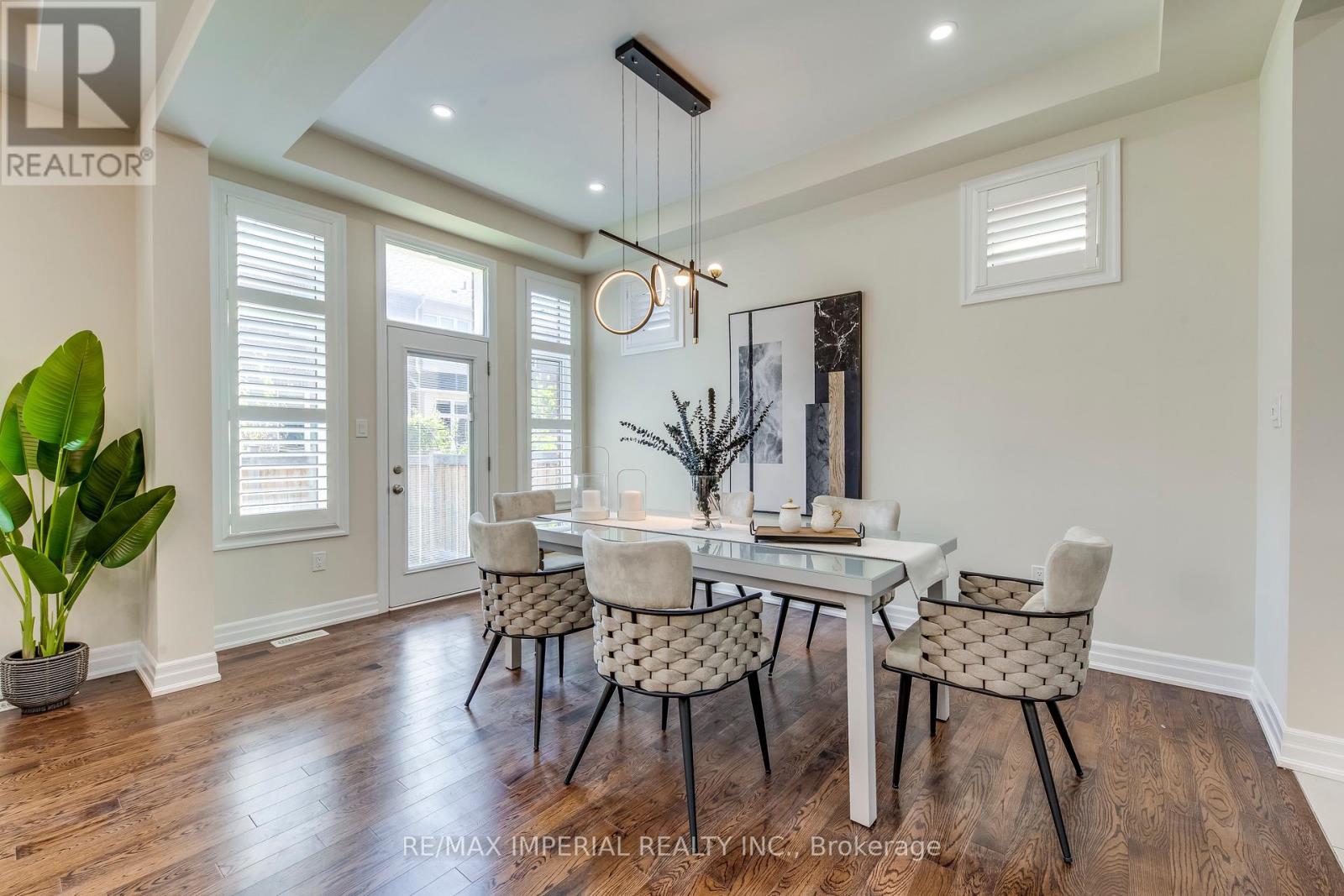 3263 Donald Mackay Street, Oakville, Ontario  L6M 0T1 - Photo 12 - W12600370