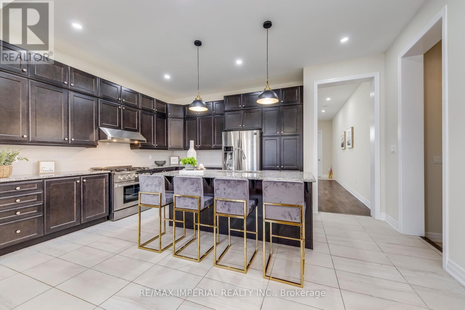 3263 Donald Mackay Street, Oakville, Ontario  L6M 0T1 - Photo 16 - W12600370