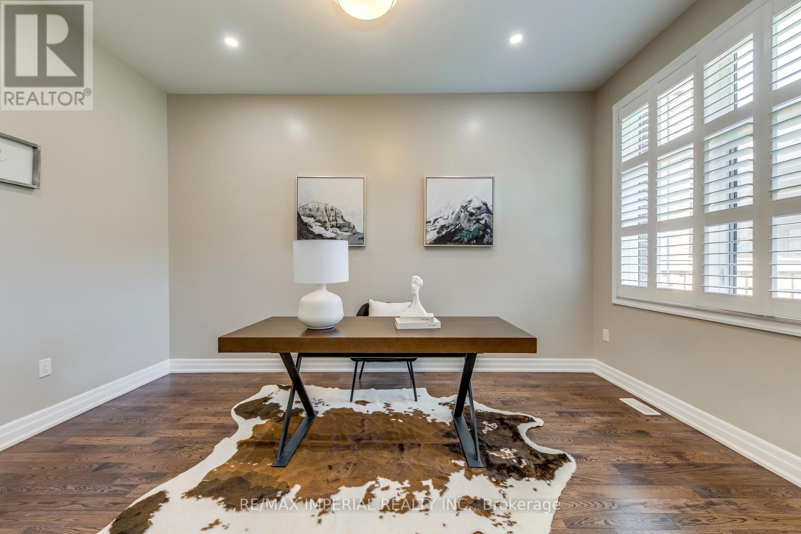 3263 Donald Mackay Street, Oakville, Ontario  L6M 0T1 - Photo 18 - W12600370