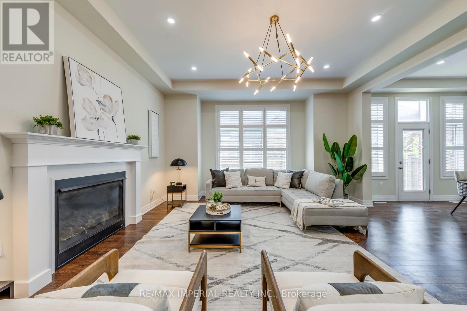 3263 Donald Mackay Street, Oakville, Ontario  L6M 0T1 - Photo 8 - W12600370