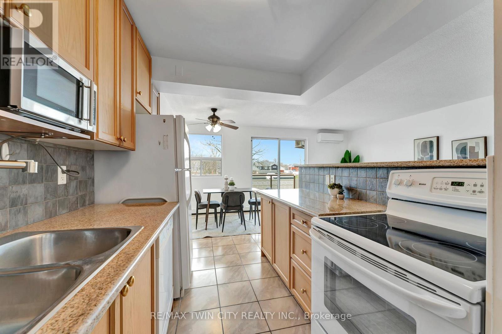 207 - 793 Colborne Street, Brantford, Ontario  N3S 7J3 - Photo 14 - X12600388