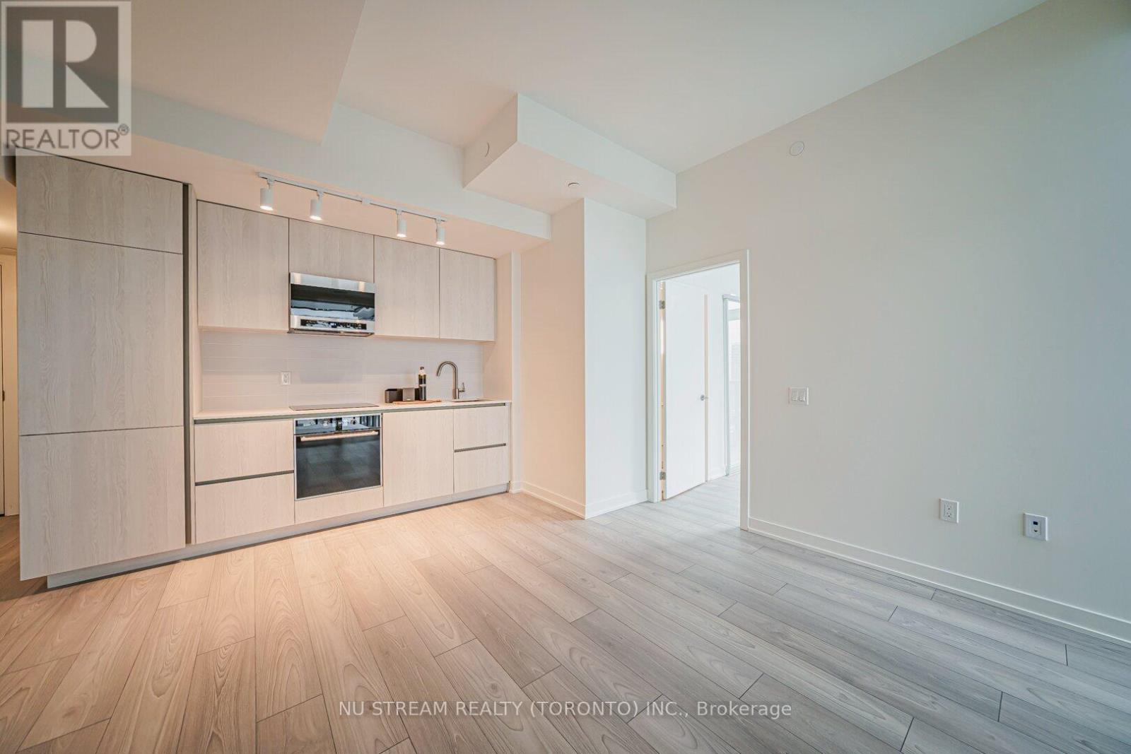 2410n - 120 Broadway Avenue, Toronto (Mount Pleasant West), Ontario  M4P 1V6 - Photo 12 - C12592974