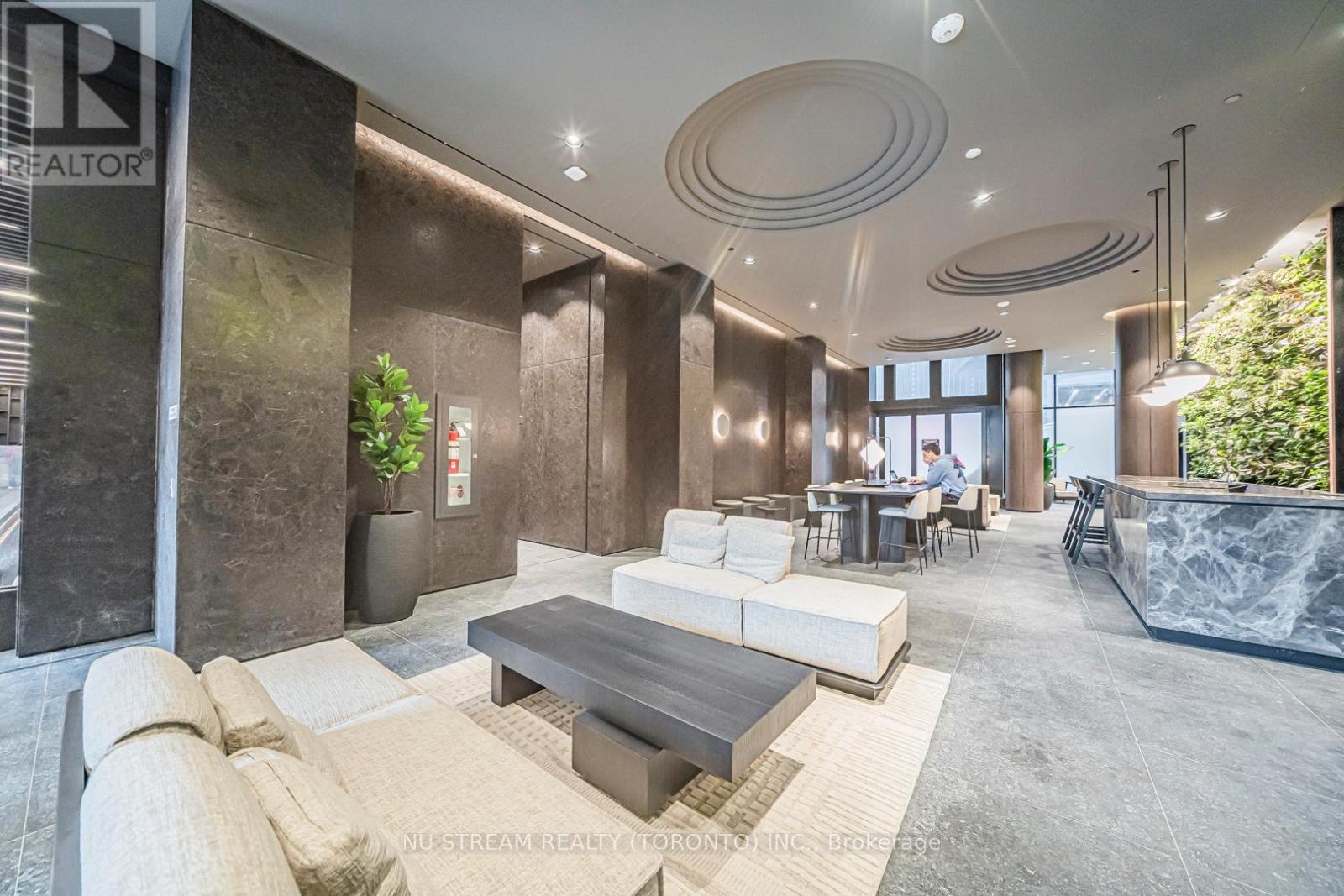 2410n - 120 Broadway Avenue, Toronto (Mount Pleasant West), Ontario  M4P 1V6 - Photo 4 - C12592974