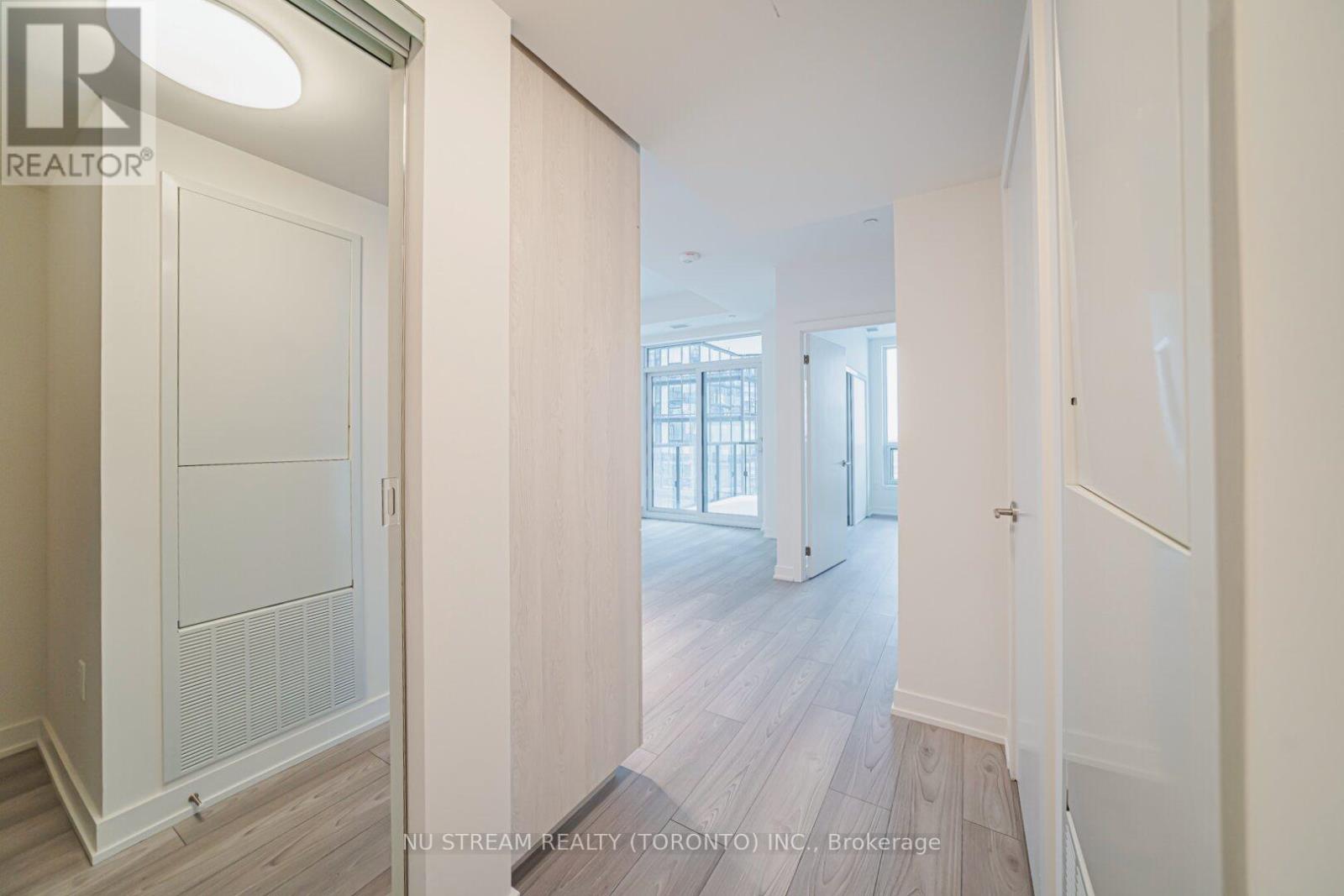 2410n - 120 Broadway Avenue, Toronto (Mount Pleasant West), Ontario  M4P 1V6 - Photo 8 - C12592974