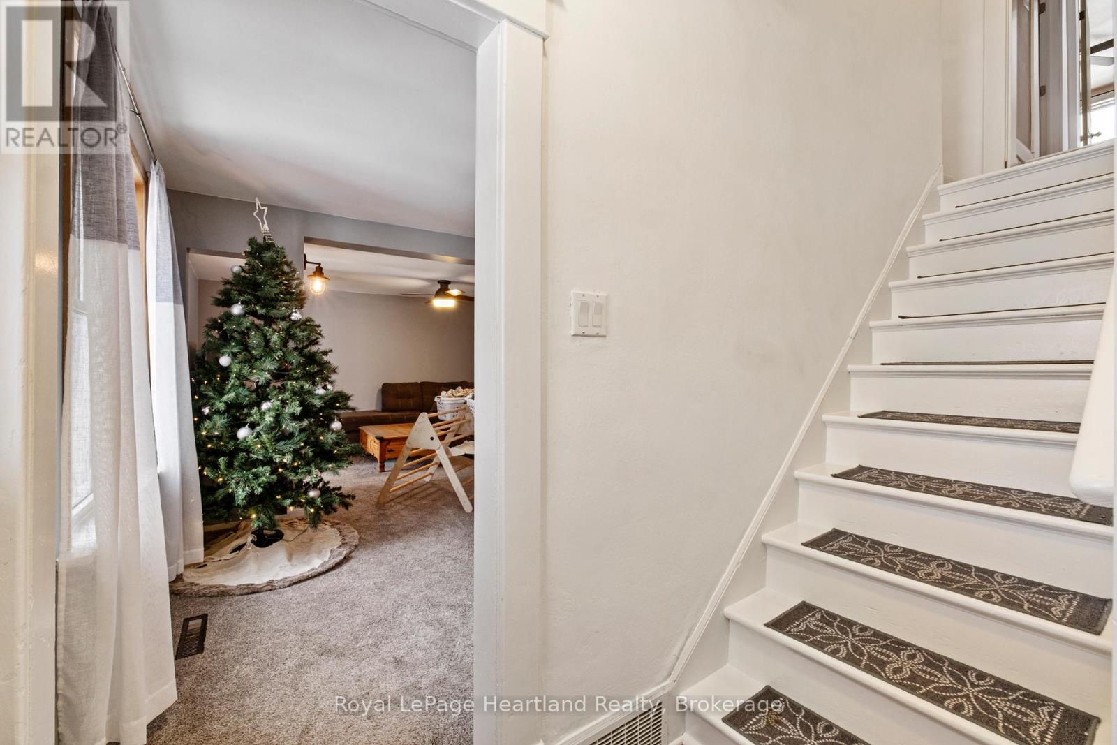 70399 Perth Road 164, South Huron, Ontario  N0K 1K0 - Photo 15 - X12600468