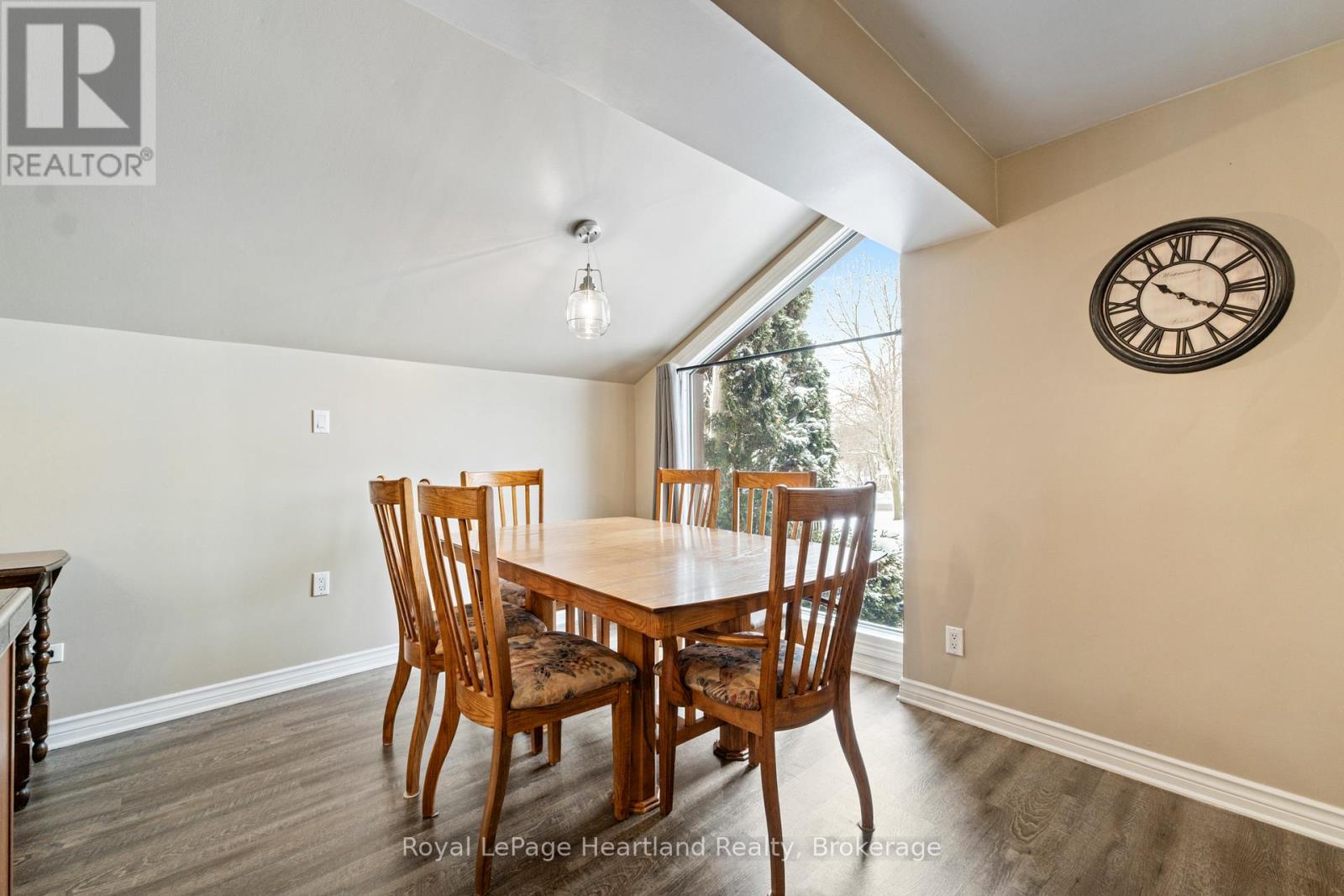 70399 Perth Road 164, South Huron, Ontario  N0K 1K0 - Photo 7 - X12600468