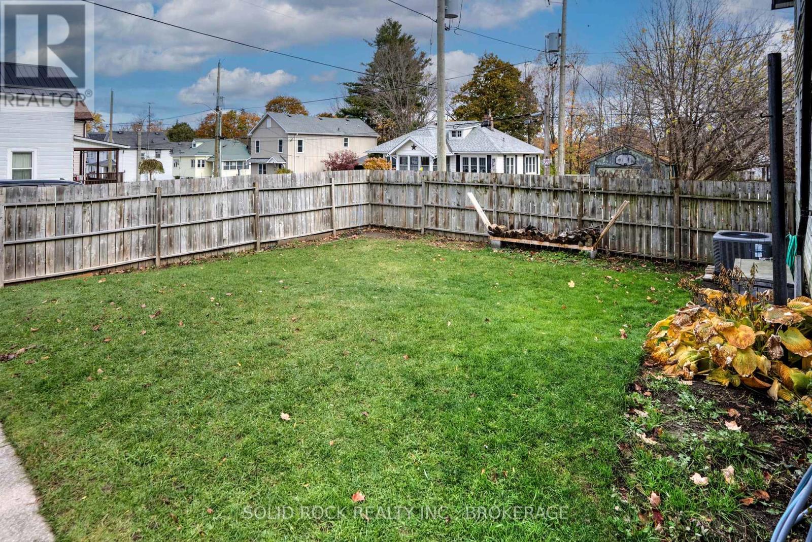 204 King Street W, Gananoque, Ontario  K7G 2G6 - Photo 32 - X12600428